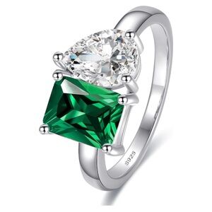 14k Pear and Emerald Toi Et Moi Ring